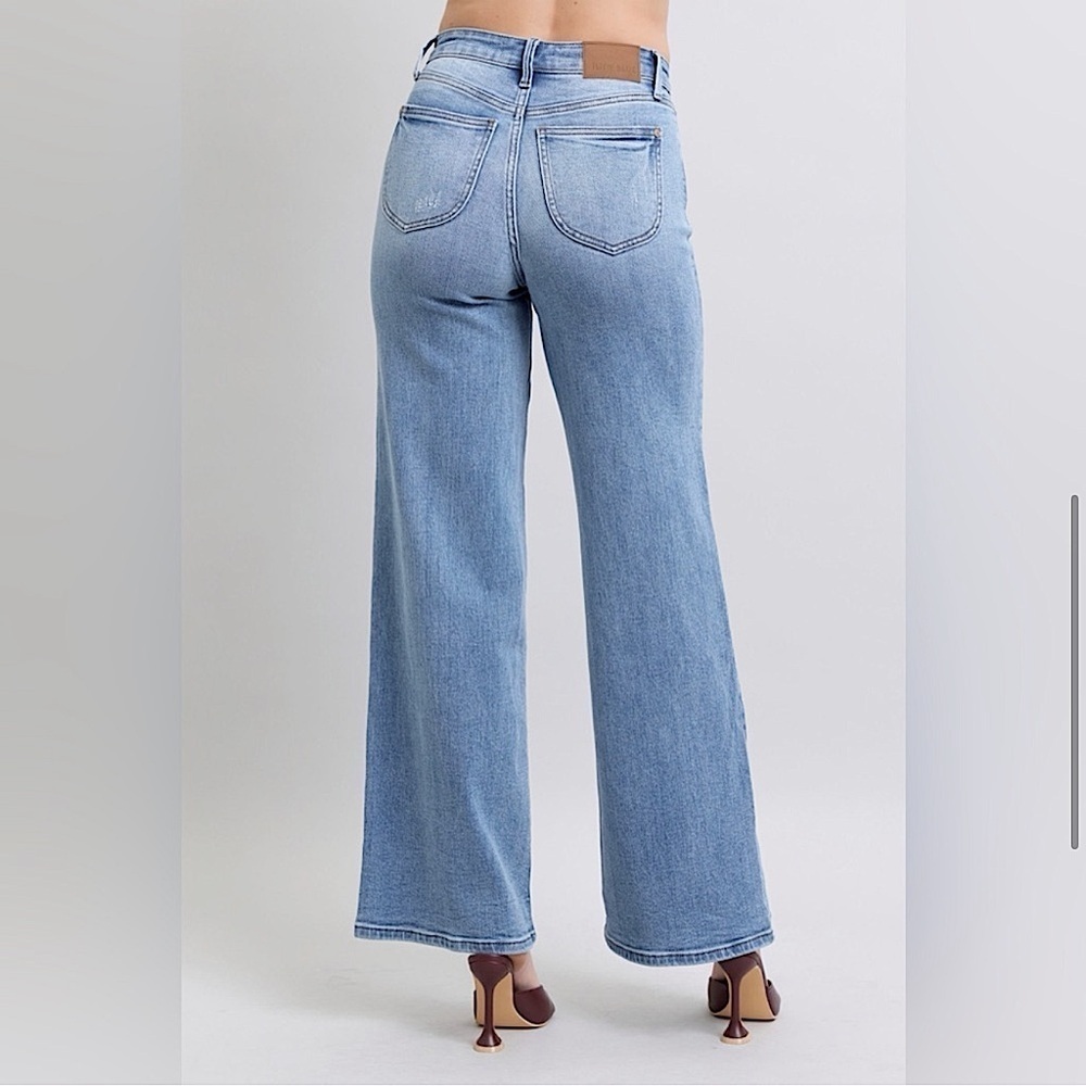 Judy Blue High Waist Wide Straight Leg Jeans Medium Blue Stretch Whiskered - Picture 3 of 12